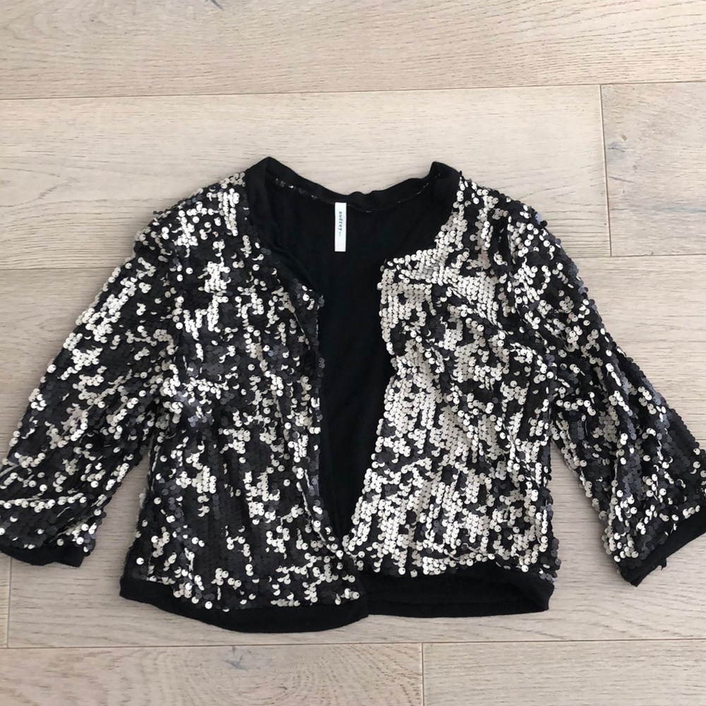 Sequin 3/4 sleeve shrug